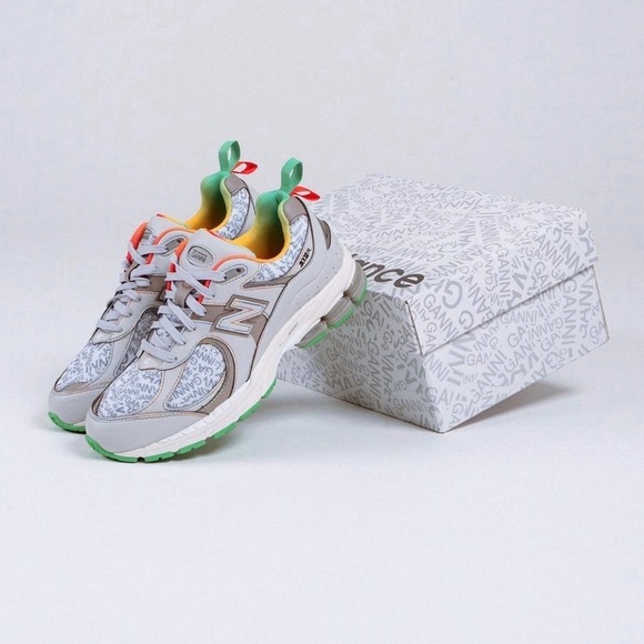 New Balance 2002R Ganni Rain Cloud Collab RARE Size 9.5 Men’s/ size 11 Women’s - Picture 3 of 8